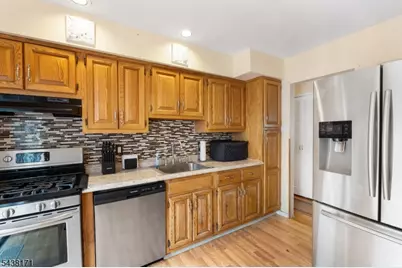 35 Saint Marys Dr, Roxbury Township, NJ 07876 - Photo 8