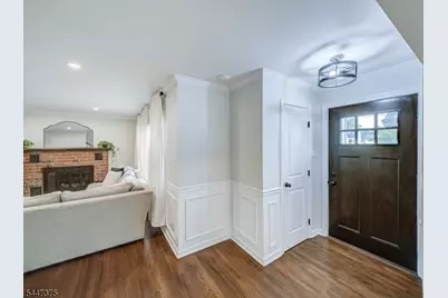 1915 Crescent Pkwy, Linden, NJ 07036 - Photo 12