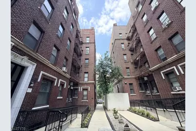 277 Harrison Ave #C6, Jersey City, NJ 07304 - Photo 2