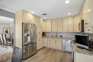 26 Almroth Dr, Wayne, NJ 07470 - Photo 12