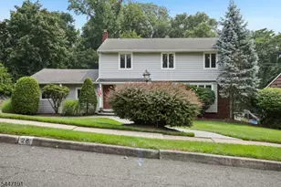 26 Almroth Dr, Wayne, NJ 07470 - Photo 2