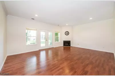 8103 Burgundy Way, Wayne, NJ 07470 - Photo 14