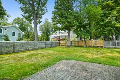 25 Lake Dr West, Wayne, NJ 07470 - Photo 34