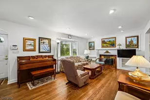 25 Lake Dr W, Wayne, NJ 07470 - Photo 6