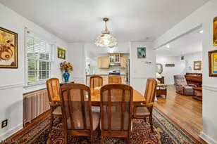 25 Lake Dr W, Wayne, NJ 07470 - Photo 10