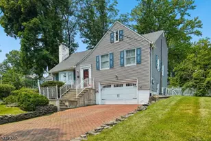 25 Lake Dr W, Wayne, NJ 07470 - Photo 4