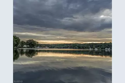 25 Lake Dr West, Wayne, NJ 07470 - Photo 46