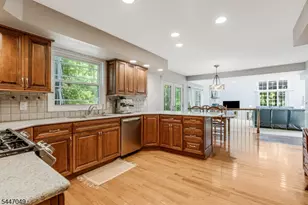 4 Peter Dr, Allamuchy Township, NJ 07840 - Photo 8