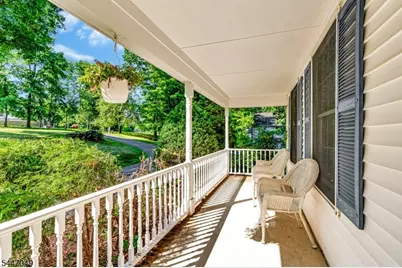 4 Peter Dr, Allamuchy Township, NJ 07840 - Photo 2