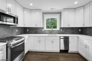 18 Columbia Rd, Bernards Township, NJ 07920 - Photo 6