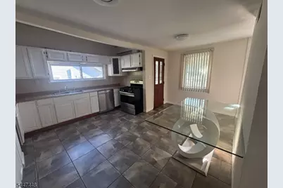 33 Harmon St, Lincoln Park, NJ 07035 - Photo 4
