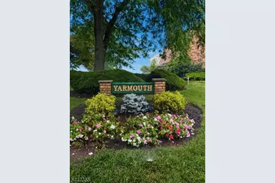 16 Yarmouth Ct, Scotch Plains Township, NJ 07076 - Photo 2