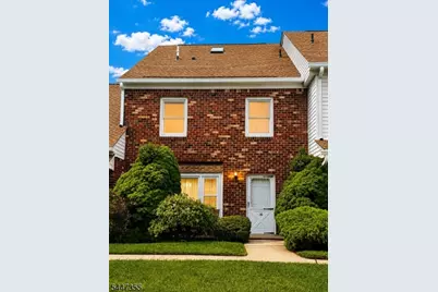 16 Yarmouth Ct, Scotch Plains Township, NJ 07076 - Photo 1