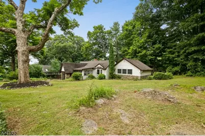 211 Wawayanda Rd, Vernon, NJ 07422 - Photo 34