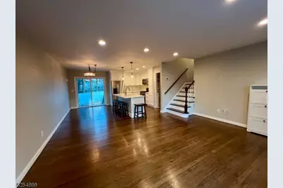 10 Sunset Trl, Denville, NJ 07834 - Photo 2