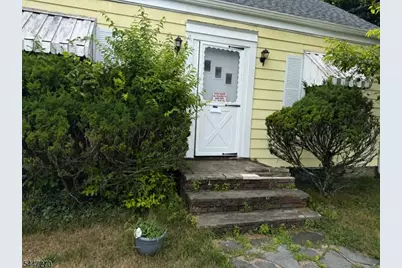 304 Goffle Rd, Hawthorne, NJ 07506 - Photo 2