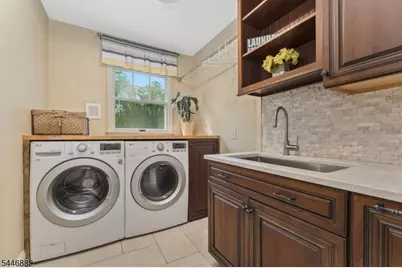33 Willow Dr, Chester, NJ 07930 - Photo 20