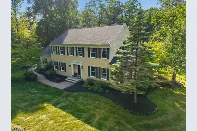 33 Willow Dr, Chester, NJ 07930 - Photo 2