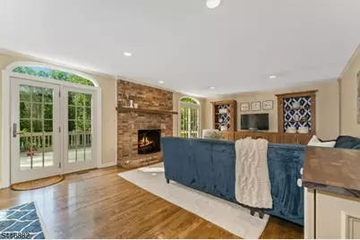 33 Willow Dr, Chester, NJ 07930 - Photo 18