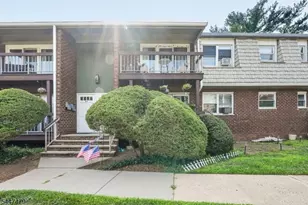 34 Deanna Dr, Hillsborough Township, NJ 08844 - Photo 1