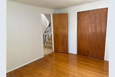 33 Longacre Drive, Livingston, NJ 07039 - Photo 14
