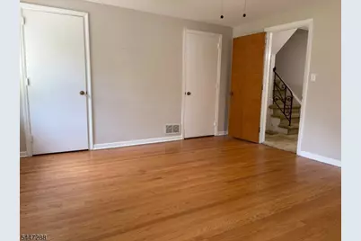 33 Longacre Drive, Livingston, NJ 07039 - Photo 12