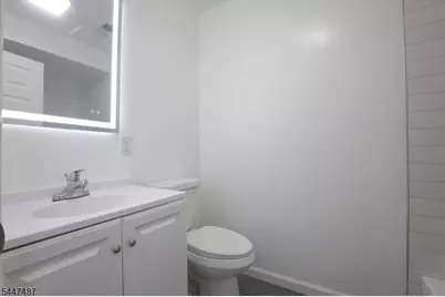 452 Marshall St, Elizabeth, NJ 07206 - Photo 8