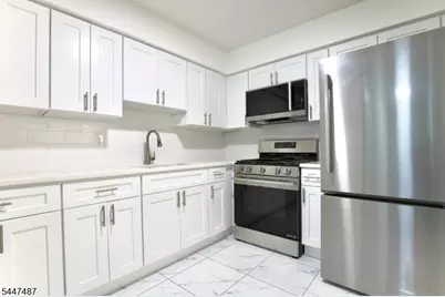 452 Marshall St, Elizabeth, NJ 07206 - Photo 2