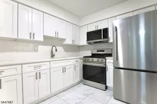 452 Marshall St, Elizabeth, NJ 07206 - Photo 2