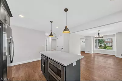 112 E 12th St, Linden, NJ 07036 - Photo 6