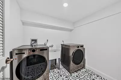 112 E 12th St, Linden, NJ 07036 - Photo 28