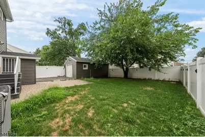 112 E 12th St, Linden, NJ 07036 - Photo 36