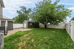 112 E 12th St, Linden, NJ 07036 - Photo 36