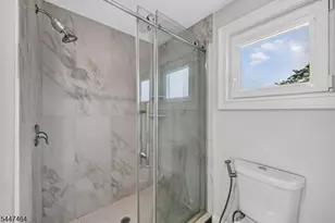 112 E 12th St, Linden, NJ 07036 - Photo 18