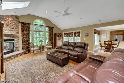 94 Redgate Rd, Parsippany, NJ 07005 - Photo 12