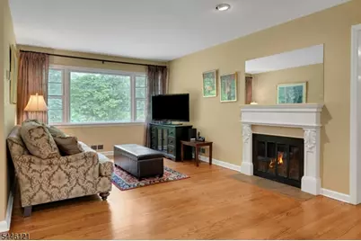 94 Redgate Rd, Parsippany, NJ 07005 - Photo 4