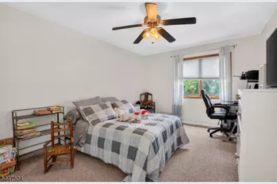 286 Atlantic Dr., Parsippany, NJ 07054 - Photo 16