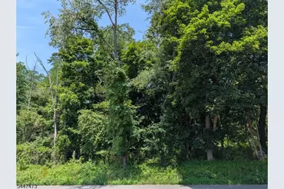 58 Allerton Rd, Clinton Township, NJ 08833 - Photo 4