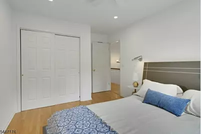 9 Brookstone Cir, Parsippany, NJ 07950 - Photo 32