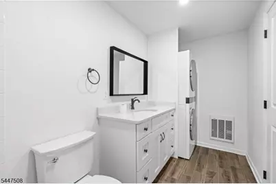 54 W Somerset St #Rear, Raritan, NJ 08869 - Photo 4