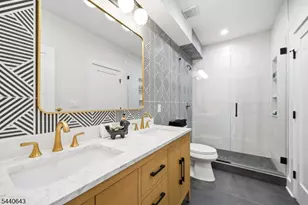 10 Drummond Terrace, Livingston, NJ 07039 - Photo 34