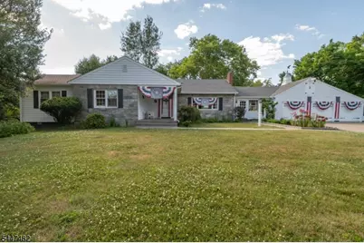 5 Pardun Ave, Milltown, NJ 08850 - Photo 2
