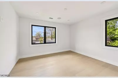 51 Albany Ave, Nutley, NJ 07110 - Photo 32