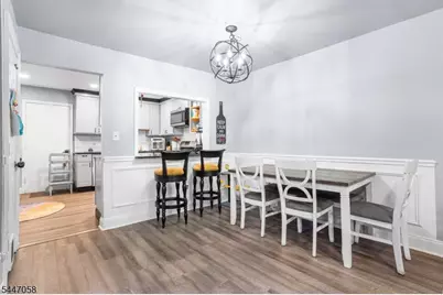 21 Sherwood Ct, Raritan Township, NJ 08822 - Photo 8