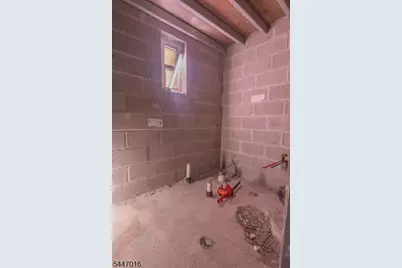840 Clinton Ave, Newark, NJ 07108 - Photo 18