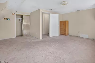 217 W Point Ave, Franklin Township, NJ 08873 - Photo 18