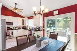7 Cumberland Rd, West Milford Twp., NJ 07480 - Photo 6