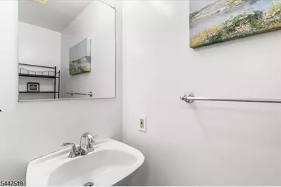 108 Constitution Way, Franklin, NJ 07416 - Photo 10