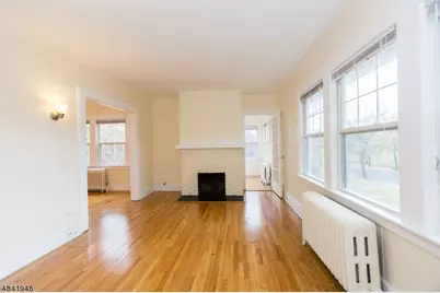 45 Essex Ave, Montclair, NJ 07042 - Photo 4