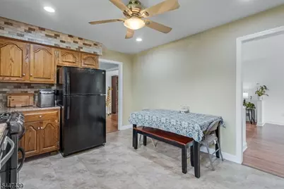 59 Knoll Rd, Parsippany, NJ 07054 - Photo 10